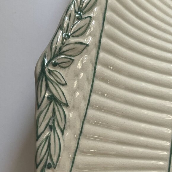 Wedgwood Vintage Trentham Red Square Flower Urn Handled Cake Plate England 9.5" - Picture 4 of 10